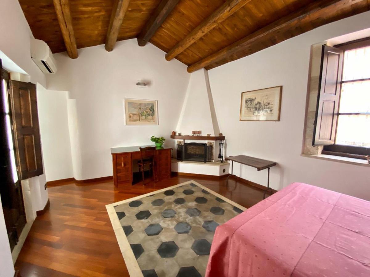 Residenza Eos Villa Syrakusa Exteriör bild